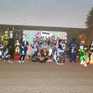 VRChat_2025-08-01_22-02-44.980_7680x4320
