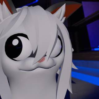 VRChat_2025-08-02_22-04-57.449_3840x2160