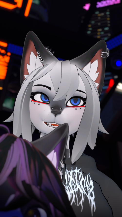 VRChat_2025-08-02_22-09-45.686_3840x2160.png