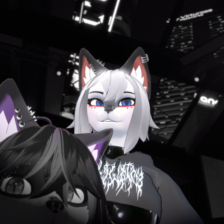 VRChat_2025-08-02_22-10-06.692_3840x2160