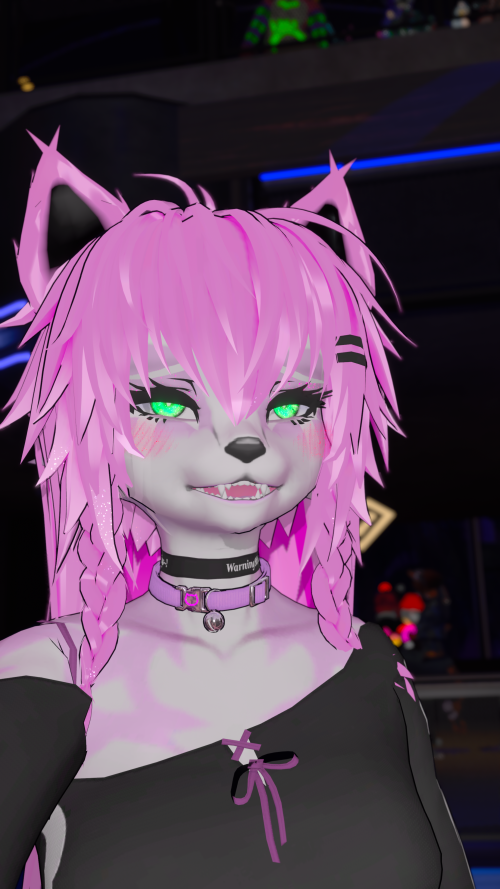 VRChat_2025-08-02_23-00-01.545_3840x2160.png