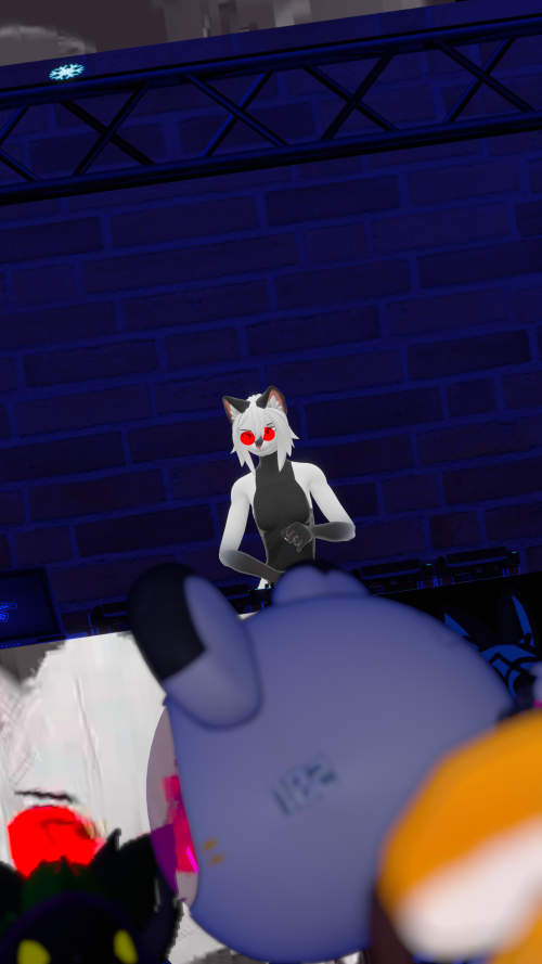 VRChat_2025-08-02_23-13-23.065_3840x2160.png