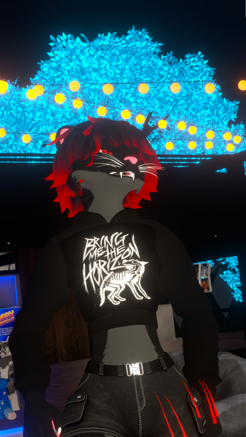 VRChat_2025-08-06_01-25-08.374_3840x2160.png