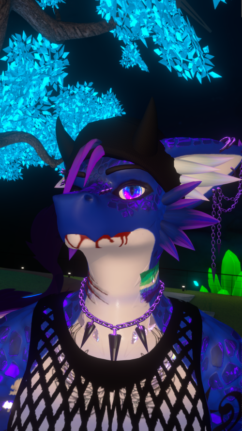 VRChat_2025-08-08_04-54-51.001_3840x2160.png