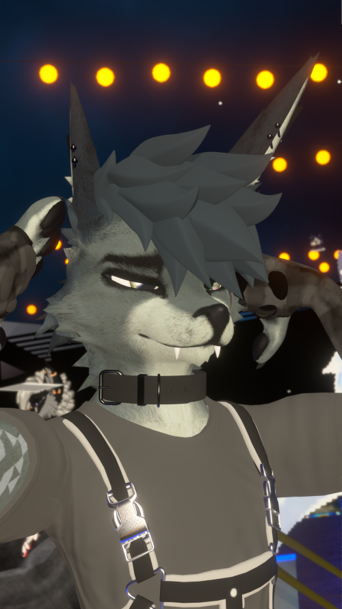 VRChat_2025-08-09_11-31-48.798_3840x2160.png