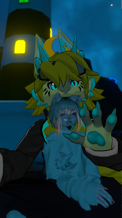 VRChat_2025-08-11_18-04-09.898_3840x2160.png