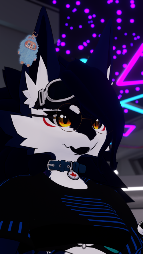 VRChat_2025-08-15_20-05-20.388_3840x2160.png