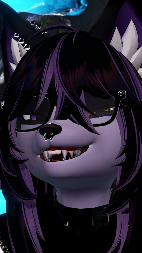 VRChat_2025-08-15_21-16-00.122_3840x2160.png