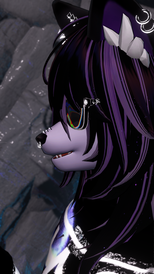 VRChat_2025-08-15_21-17-58.417_3840x2160.png