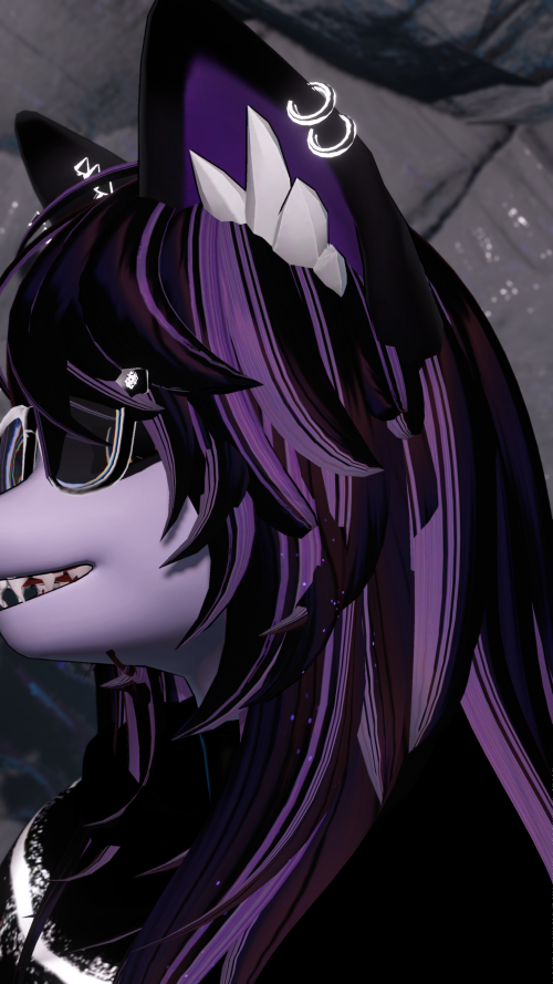 VRChat_2025-08-15_21-17-59.559_3840x2160.png