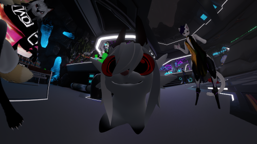 VRChat_2025-08-15_21-30-55.809_3840x2160.png