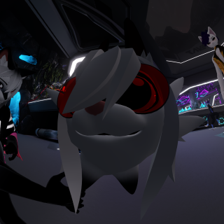 VRChat_2025-08-15_21-30-57.124_3840x2160
