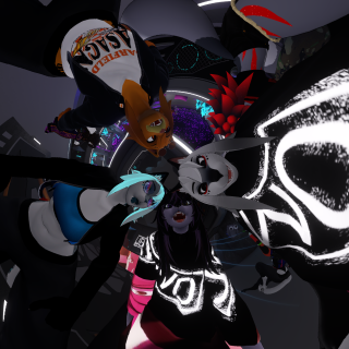 VRChat_2025-08-15_21-38-05.518_3840x2160