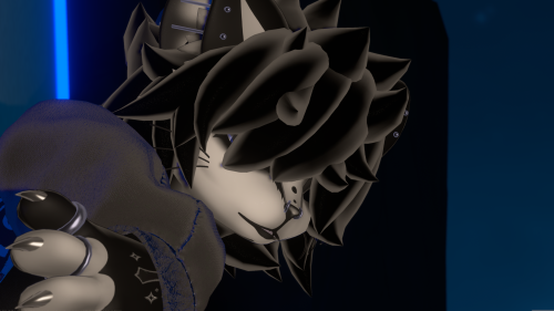 VRChat_2025-08-16_19-47-30.653_3840x2160.png