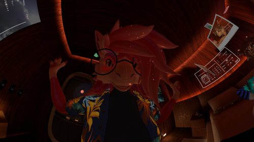 VRChat_2025-08-21_00-55-47.315_3840x2160.png