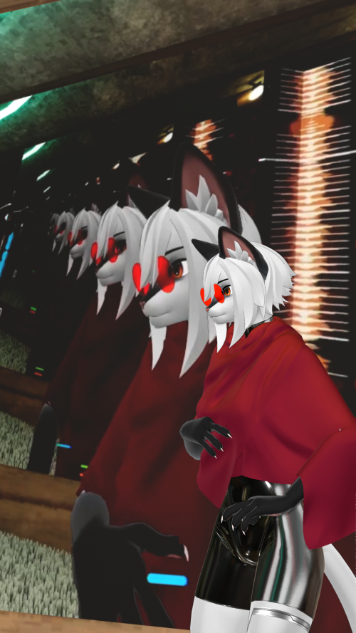 VRChat_2025-08-28_21-53-35.091_3840x2160.png
