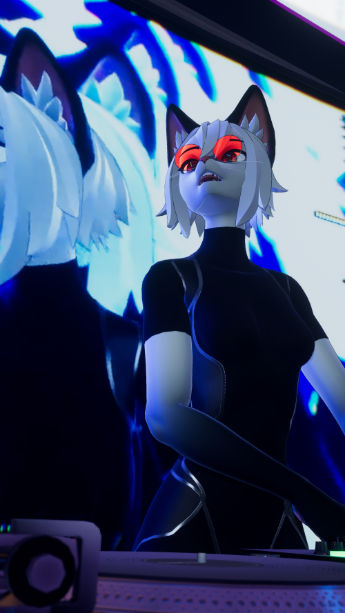 VRChat_2025-09-03_20-51-27.417_3840x2160.png