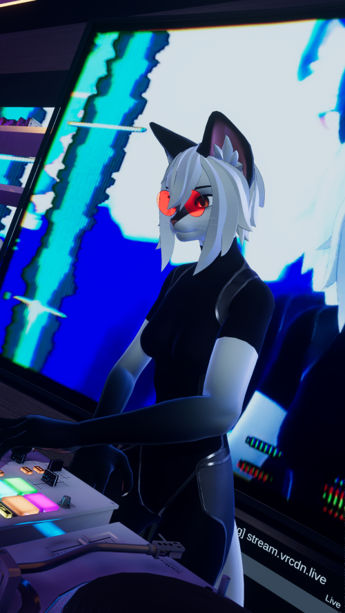 VRChat_2025-09-03_20-52-04.888_3840x2160.png
