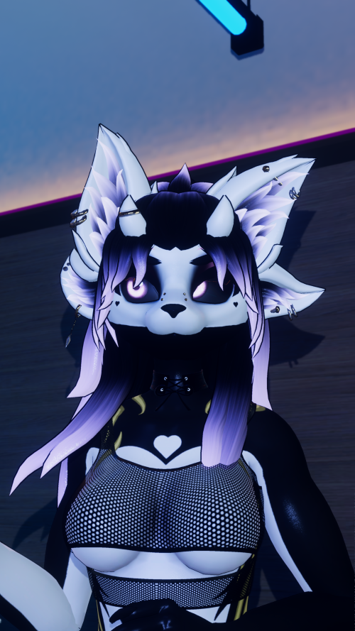 VRChat_2025-09-03_20-54-37.482_3840x2160.png