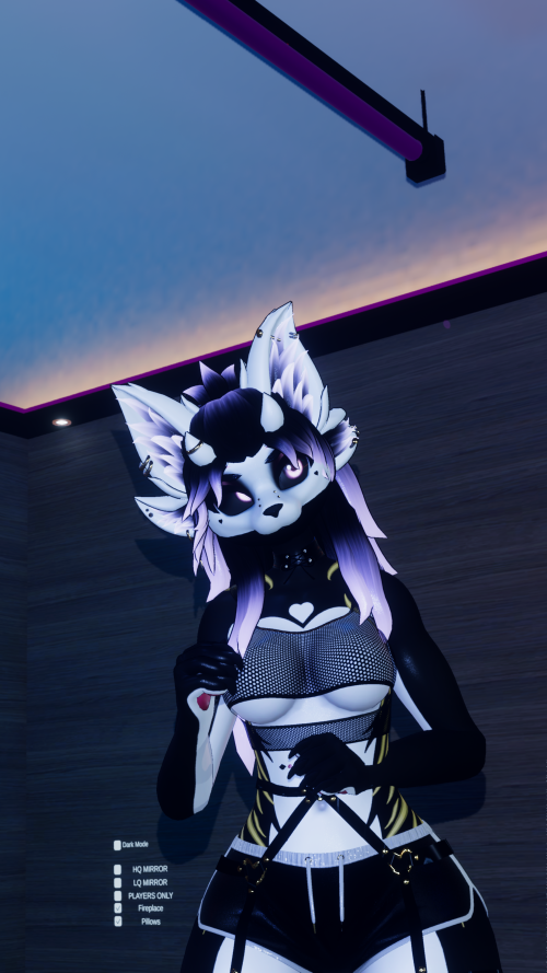 VRChat_2025-09-03_20-54-39.160_3840x2160.png