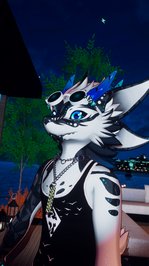 VRChat_2025-09-03_20-56-04.414_3840x2160.png
