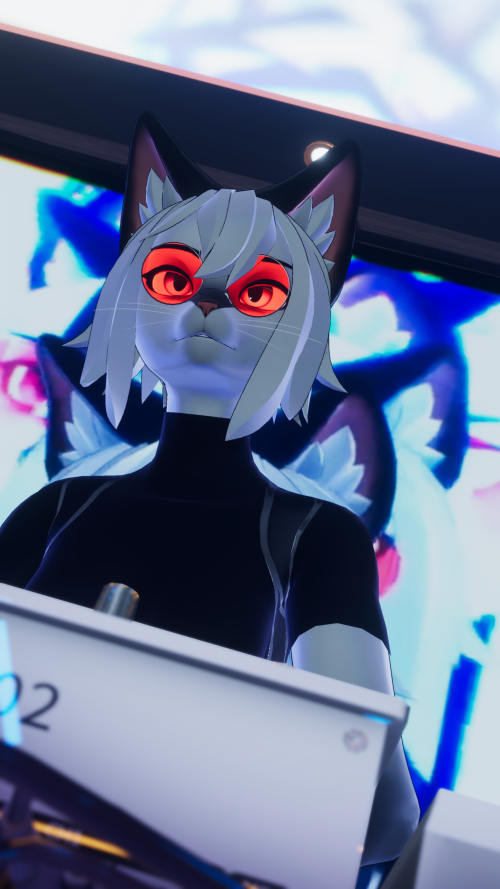 VRChat_2025-09-03_21-19-46.219_2160x3840.png