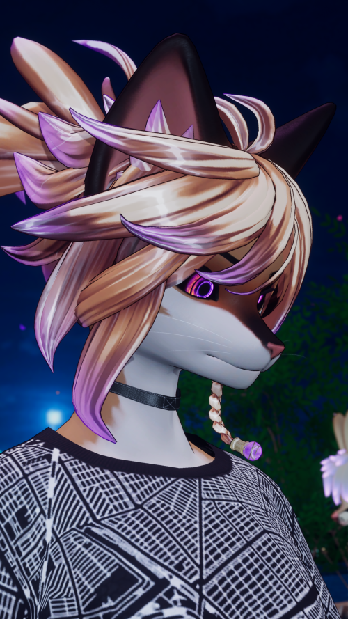 VRChat_2025-09-03_21-30-47.193_3840x2160.png