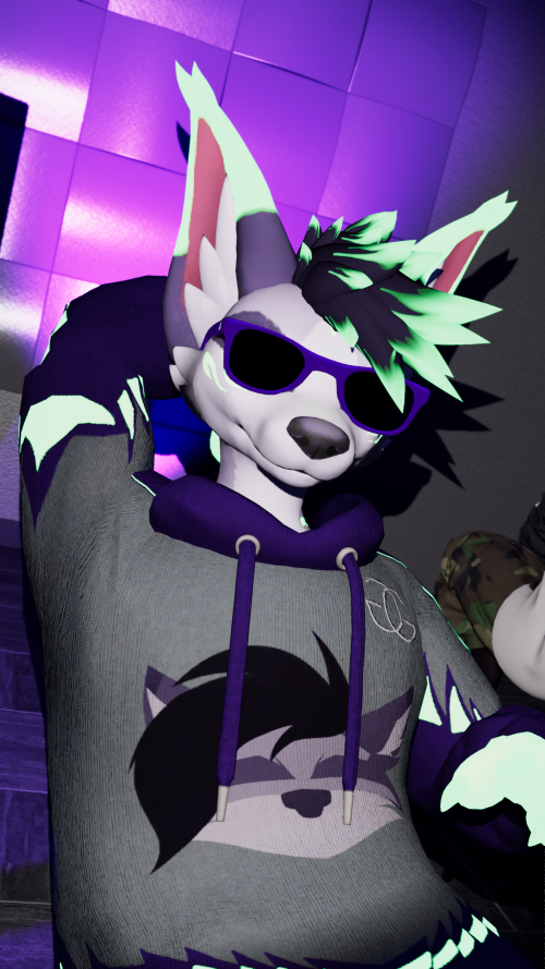 VRChat_2025-09-06_03-22-39.304_3840x2160.png
