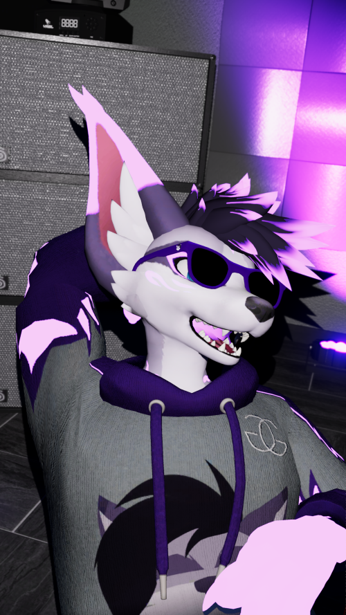 VRChat_2025-09-06_03-22-46.674_3840x2160.png