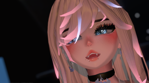VRChat_2025-09-06_03-35-43.951_3840x2160.png