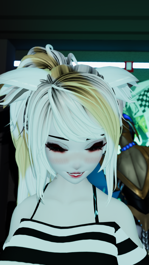 VRChat_2025-09-06_22-48-21.249_3840x2160.png