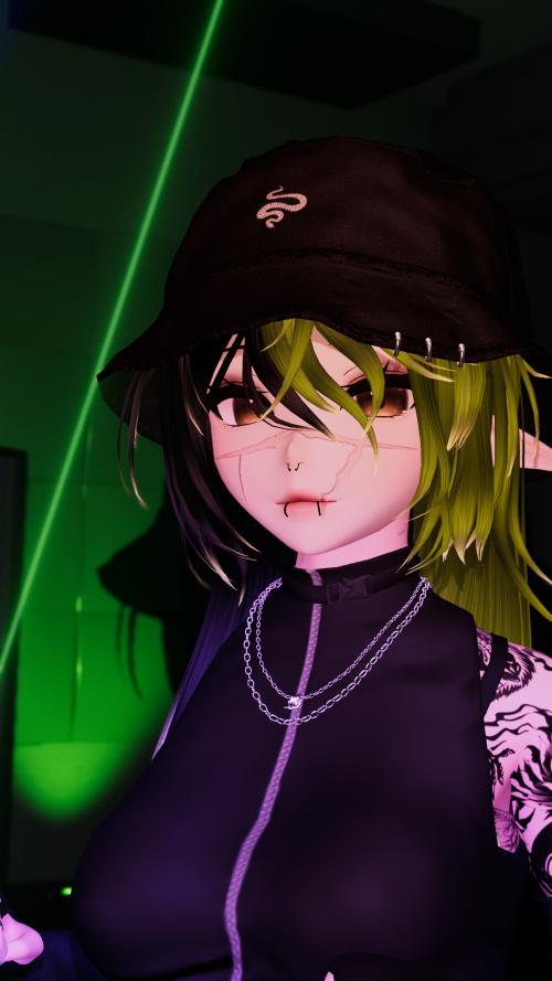 VRChat_2025-09-06_22-49-16.192_3840x2160.png