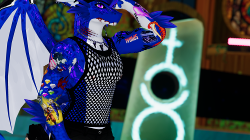 VRChat_2025-09-07_18-41-30.186_3840x2160.png