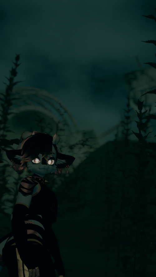 VRChat_2025-09-15_21-01-02.518_2160x3840_wrld_95535895-cbb4-4f42-9418-0c4b364fb948.png