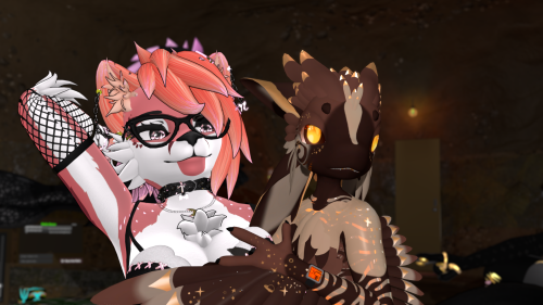 VRChat_2025-09-25_00-01-09.513_3840x2160.png