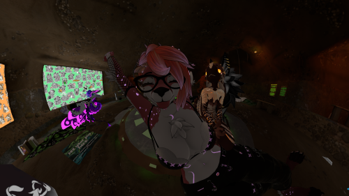 VRChat_2025-09-25_00-02-35.529_3840x2160.png