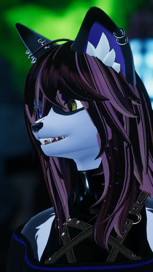 VRChat_2025-10-03_22-27-10.115_3840x2160.png
