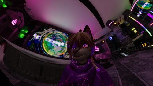 VRChat_2025-10-04_00-59-59.573_3840x2160.png