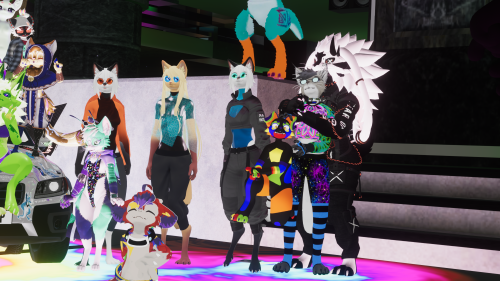 VRChat_2025-10-04_01-06-12.125_3840x2160.png