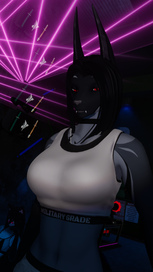 VRChat_2025-10-04_20-46-23.390_3840x2160.png