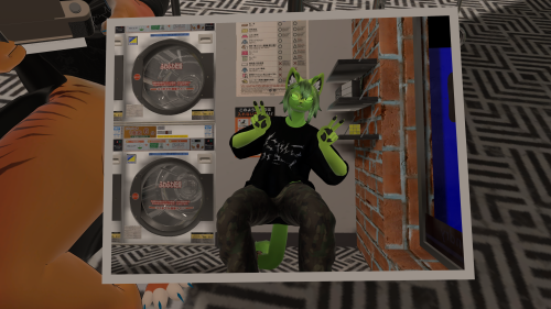 VRChat_2025-10-07_23-58-00.325_3840x2160.png