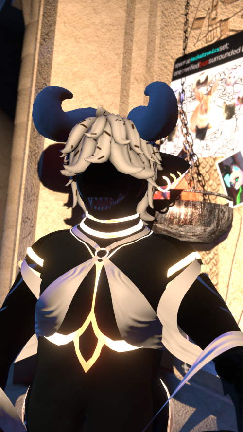 VRChat_2025-10-10_22-00-07.863_3840x2160.png