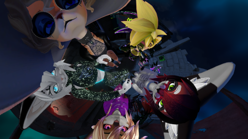 VRChat_2025-10-10_22-11-39.423_3840x2160.png