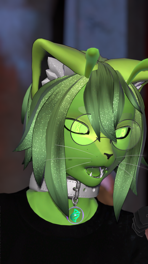 VRChat_2025-10-11_00-03-40.394_3840x2160.png
