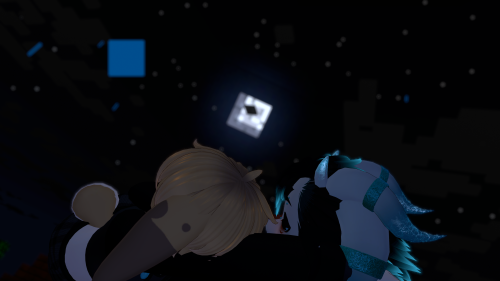 VRChat_2025-10-21_01-47-55.484_3840x2160_wrld_9cba340b-e830-4c3b-9b61-38a6dd822dcf.png