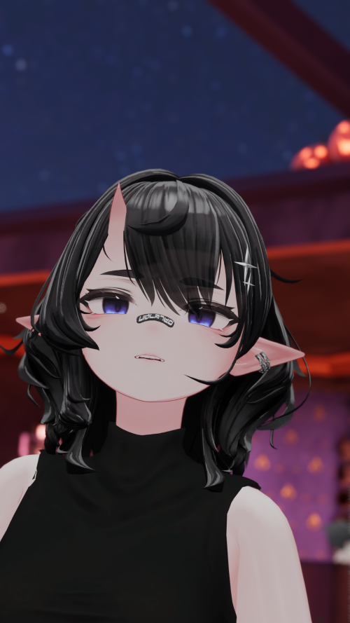 VRChat_2025-10-24_19-42-18.788_3840x2160.png