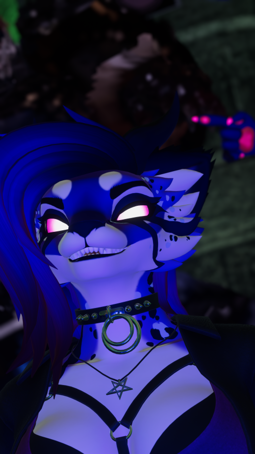 VRChat_2025-10-24_21-39-26.936_3840x2160.png