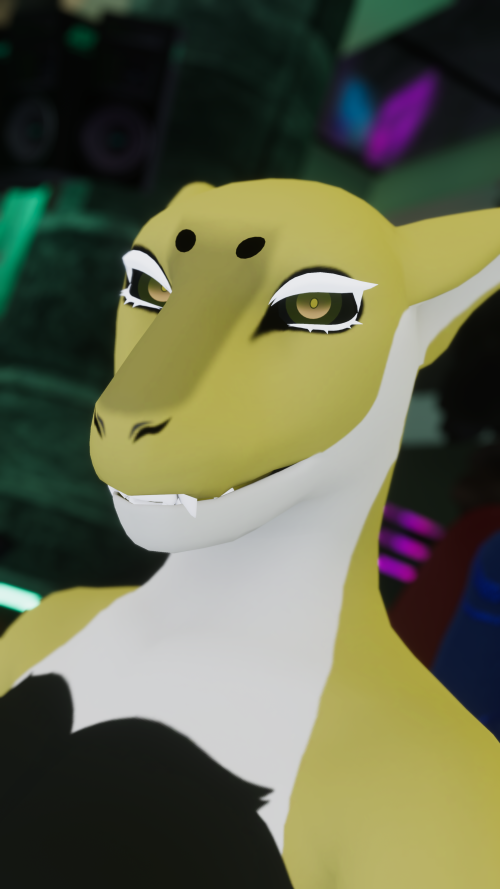 VRChat_2025-10-24_21-47-57.771_3840x2160.png