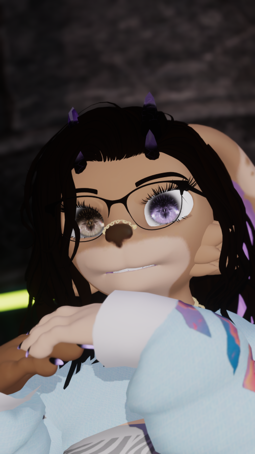 VRChat_2025-10-24_23-04-10.221_3840x2160.png