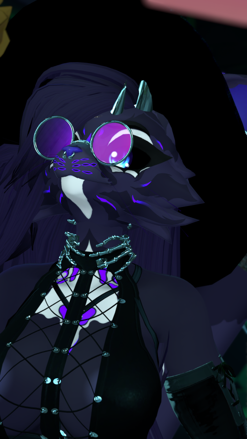 VRChat_2025-10-31_22-12-25.088_3840x2160.png